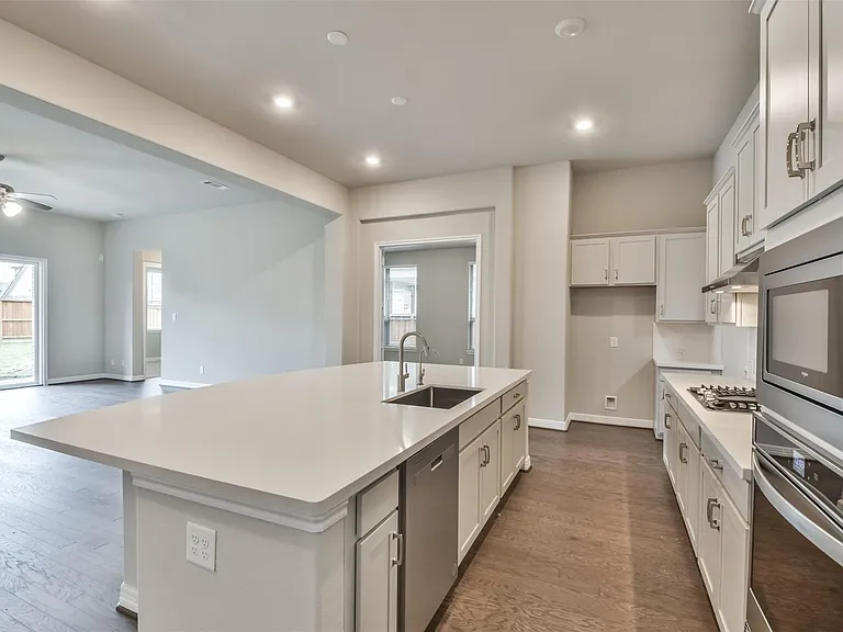 27124 Regal Scott Dr — Photo 9