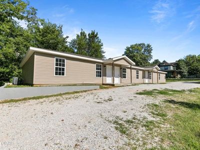 418 W Mccord Street, Neosho, MO, 64850