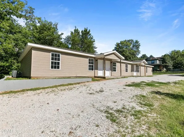 418 W Mccord Street, Neosho, MO 64850