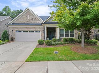 5256 Courtyard Ln, Belmont, NC 28012