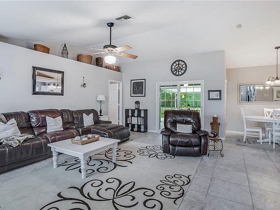 4th image of 725 Arundel Cir