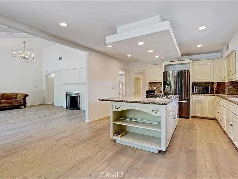 5224 Woodlake Ave — Photo 28