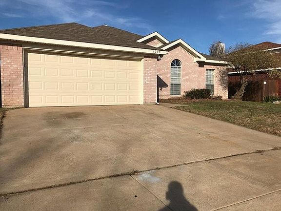 2nd image of 4008 Cypress Gardens Dr