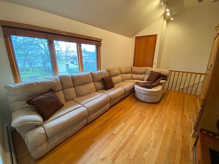 1117 1/2 W Rocky Beach Ln #A — Photo 19