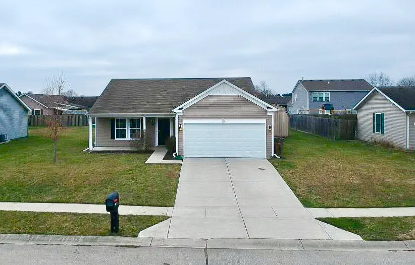 3 bed, 1600 sqft, $1,900 — Photo 2