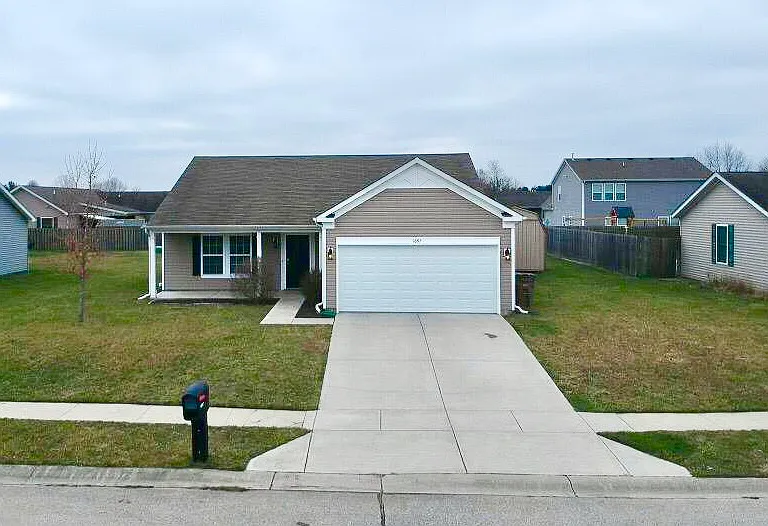 1697 Anthony Dr #0 — Photo 2