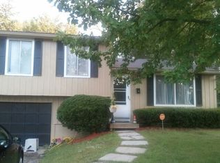429 Heathshire Dr, Toledo, OH 43607