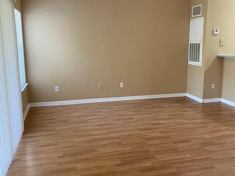 5028 Park Central Dr #2131 — Photo 3
