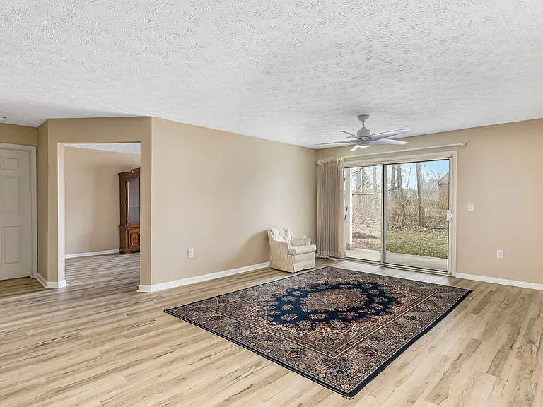 830 Carrington Pl #102 — Photo 24