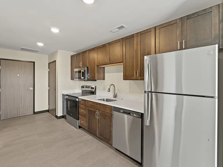 275 Lofts at Kingston Yard — Photo 7