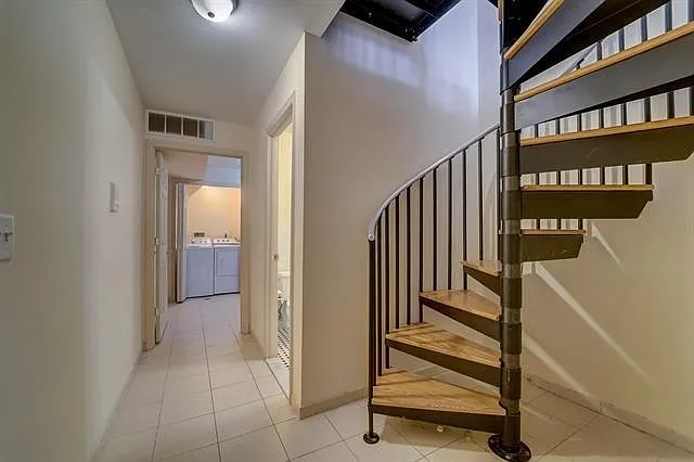 295 New York Ave #1L — Photo 21