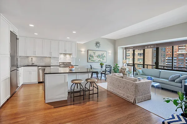 Sold by Engel & Völkers New York City | media 13