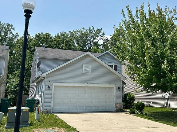 3rd image of 8066 Loveridge Dr