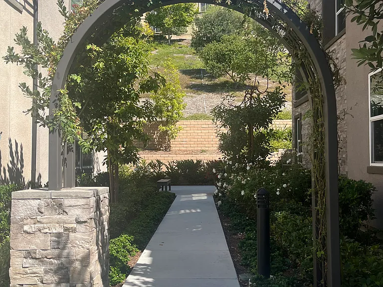 50 Sanctuary Ln — Photo 31