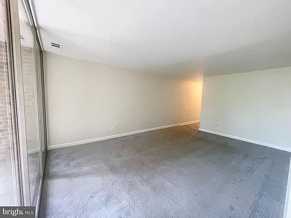 4th image of 8433 Greenbelt Rd APT 201