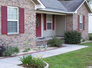 64 Hope Creek Dr, Richmond Hill, GA 31324