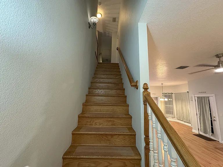 4500 Fairview Ave — Photo 11