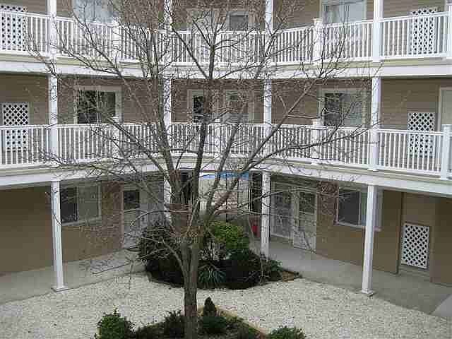2nd image of 4114 Central Ave Unit 217