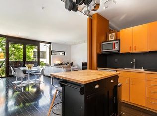 1111 E Pike St APT 301, Seattle, WA 98122