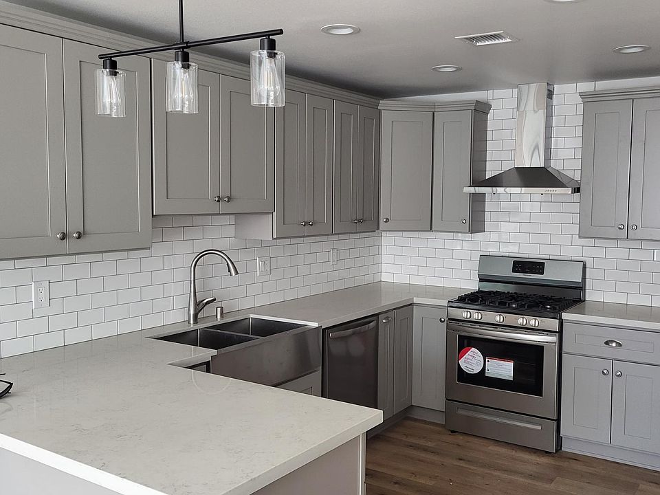 1st image of 1209 W Avenue Q