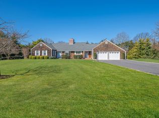 1260 Fairway Dr, Cutchogue, NY 11935