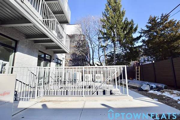 Rented by Uptown Flats LLC | media 51