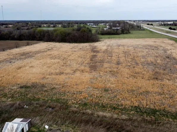 Middle Maltsbarger Rd, Sedalia, MO 65301