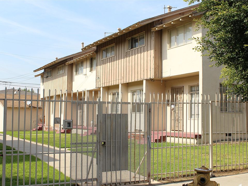 1st image of 10211 Darby Ave
