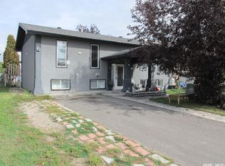 617 8th Ave W, Nipawin, SK S0E1E0
