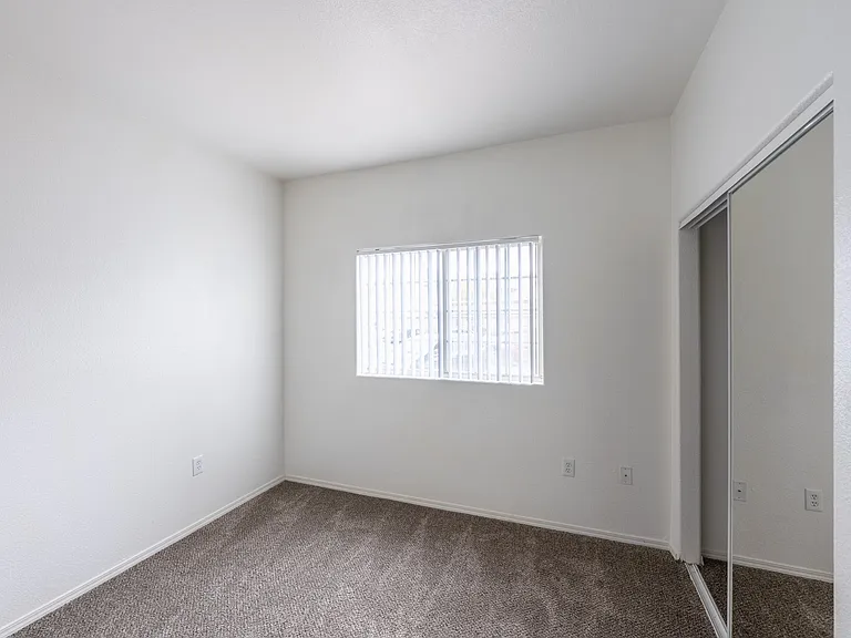 Cheyenne Villas — Photo 15