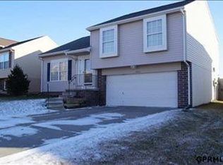 17853 Olive St, Omaha, NE 68136