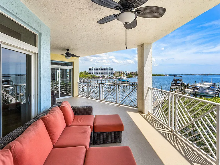 309 E Ocean Ave #103 — Photo 9