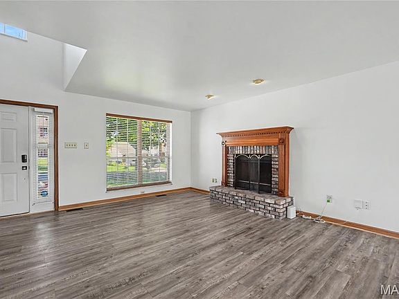 3rd image of 4272 Bielefeld Dr