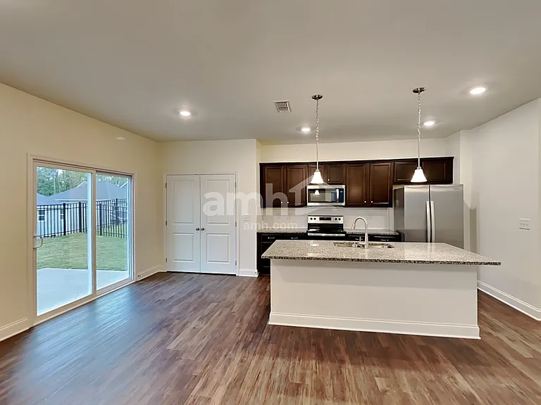 861 Headland Way — Photo 4