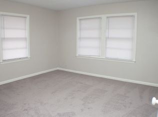 1727 N Roosevelt Ct, Wichita, KS 67208