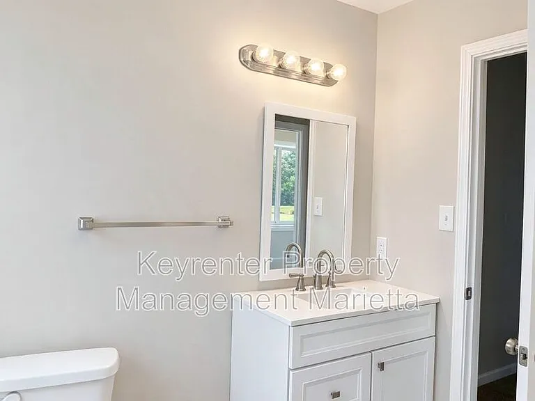 3013 Spruce Cir — Photo 10