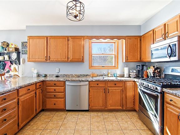 5th image of 7631 Nine Mile Creek Road