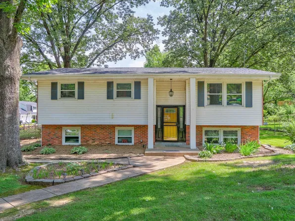 5911 Twickingham Dr, Evansville, IN 47711