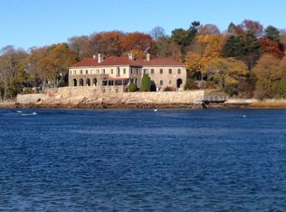 6 Quincy Ct, Gloucester, MA 01930