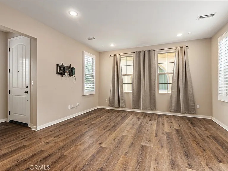 59 Bay Laurel — Photo 6