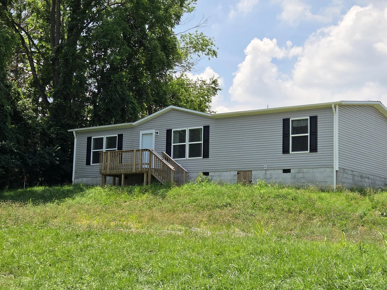 80 Boxwood Dr photo 1