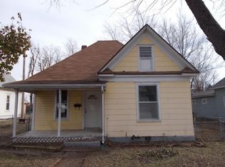 1612 N Douglas Ave, Springfield, MO 65803