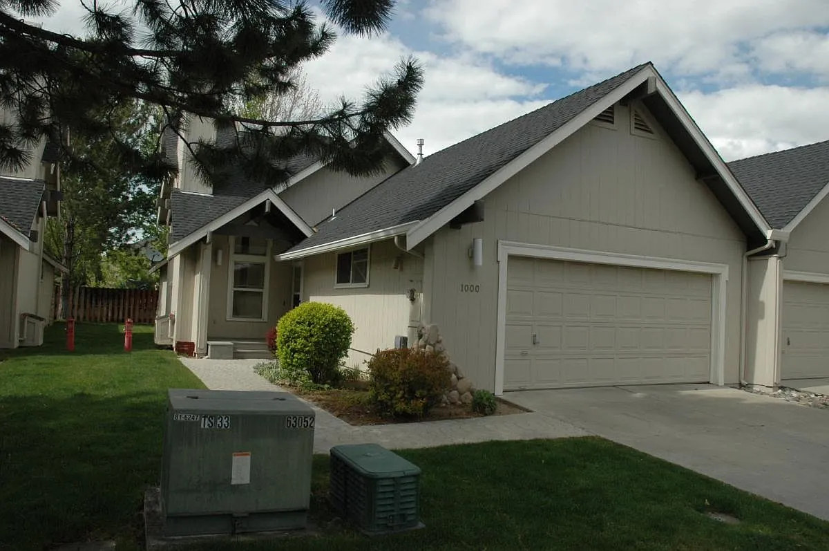 1000 Aspen Grove Cir photo 1