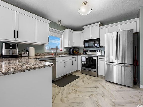 3rd image of 3103 St James ROAD