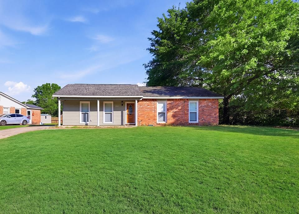 1st image of 2812 White Chapel Dr