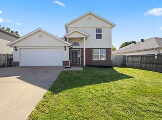 1207 SW Apache Dr, Bentonville, AR 72712