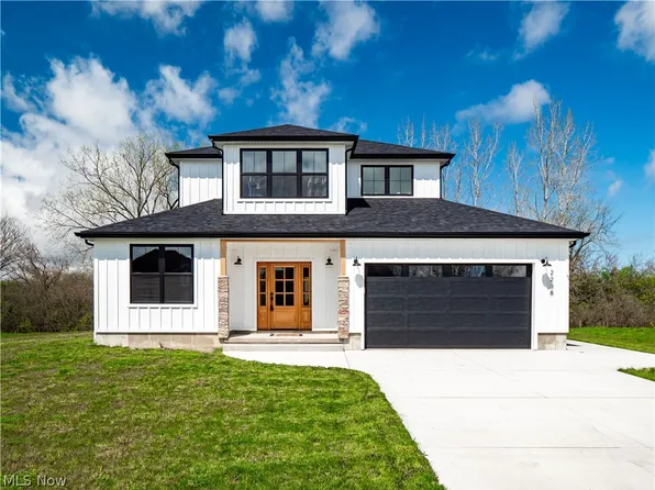 2238 S Harbor Bay Dr, Lakeside Marblehead, OH 43440