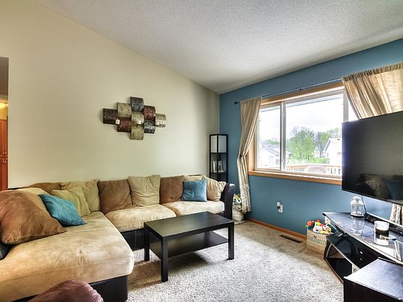 2nd image of 10530 Van Buren Cir NE
