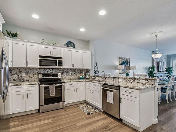 3rd image of 530 S GULFVIEW BOULEVARD #304