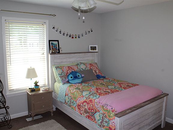 4th image of 2070 Ellen Dr